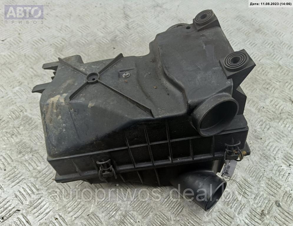 Корпус воздушного фильтра Volkswagen Passat B3 - фото 1 - id-p197522646