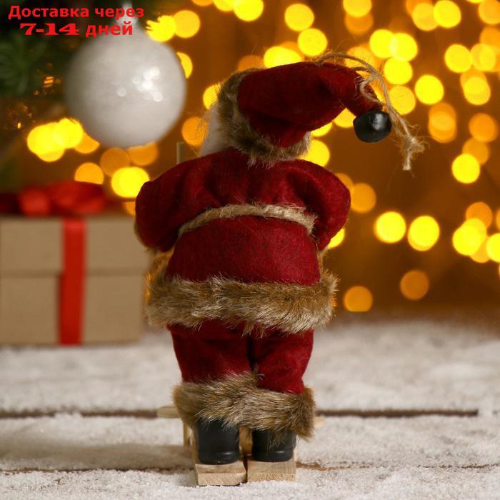 Дед Мороз "На лыжах" в бордовом костюме 17 см - фото 3 - id-p213286270