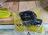 AH171602 John Deere Держатель пластмассовый, фото 2