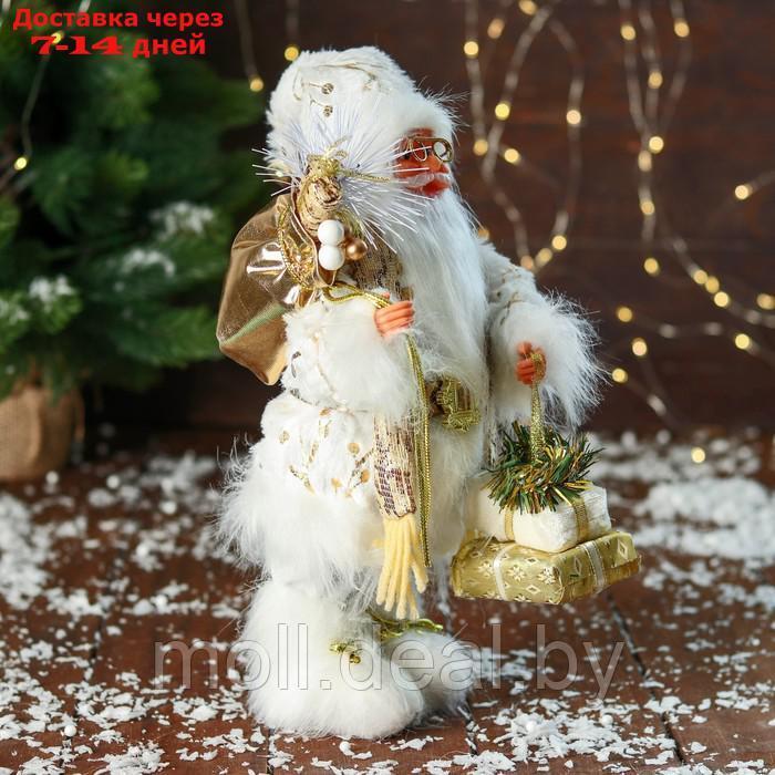 Дед Мороз "С подарками и в ремешке" 31 см, бело-золотой - фото 2 - id-p213486575