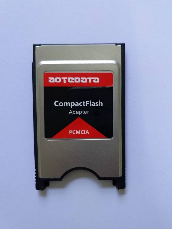 Переходник для чтения карт памяти Compact Flash устройствами, имеющими разъем PCMCIA