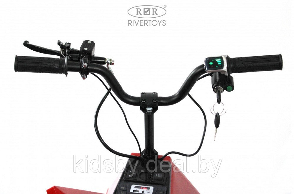 Детский электромобиль-квадроцикл RiverToys M009MM (красный) до 15 км/ч и с Сабвуфером - фото 5 - id-p208315348