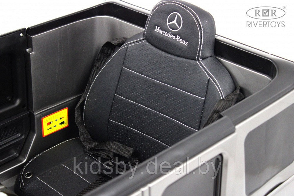Детский электромобиль RiverToys Mercedes-AMG G63 4WD G333GG (белый) Полноприводный - фото 5 - id-p213378603