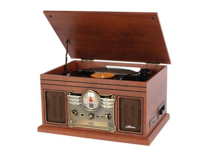 Проигрыватель Alive Audio Radiola Wood AARDL01WD / AA-RDL-01-WD