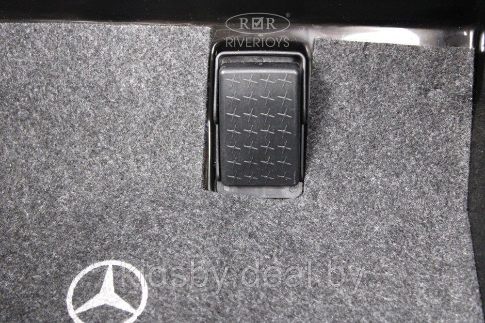 Детский электромобиль RiverToys Mercedes-Benz G63 O111OO (черный) Лицензия - фото 6 - id-p207721112