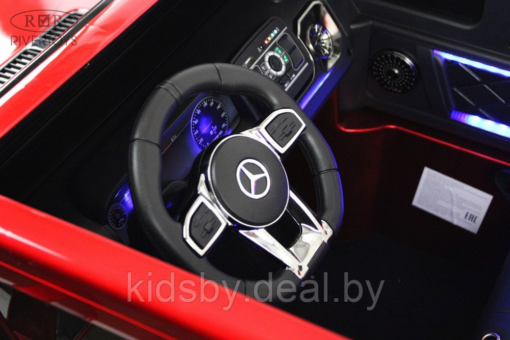 Детский электромобиль RiverToys Mercedes-AMG G63 G111GG (красный глянец) Двухместный Полноприводный Лицензия - фото 3 - id-p213593199