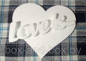 Слово "Love is" + сердце