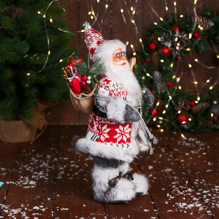 Дед Мороз "В костюме с орнаментом, лыжами и веточками" 31 см, красно-белый - фото 2 - id-p213939993