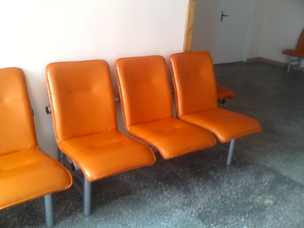 Секция сидений для ожидания Троя с подлокотниками - фото 2 - id-p30387269