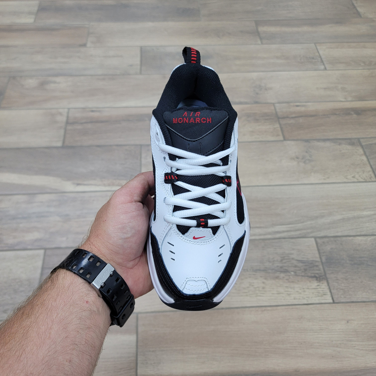 Кроссовки Nike Air Monarch IV White Black Red - фото 3 - id-p132056162