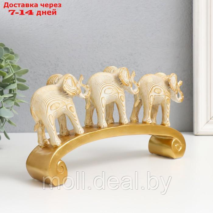 Сувенир полистоун "Три белых слона на дуге, с золотом - слои" 26х5,5х13 см - фото 3 - id-p214088702
