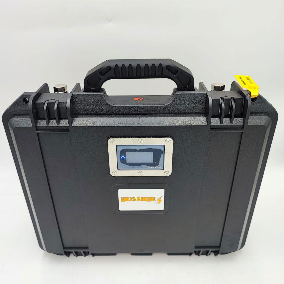 Аккумулятор BatteryCraft Lifepo4 12V 90Ah BMS 100 A c Bluetooth (черный корпус) - фото 2 - id-p214097224