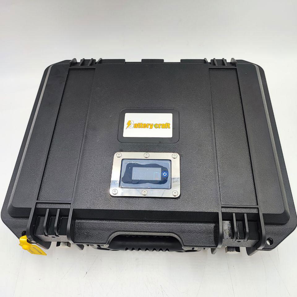 Аккумулятор BatteryCraft Lifepo4 12V 90Ah BMS 100 A c Bluetooth (черный корпус) - фото 3 - id-p214097224