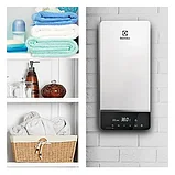 Водонагреватель проточный Electrolux NPX 12-18 Sensomatic Pro, фото 2
