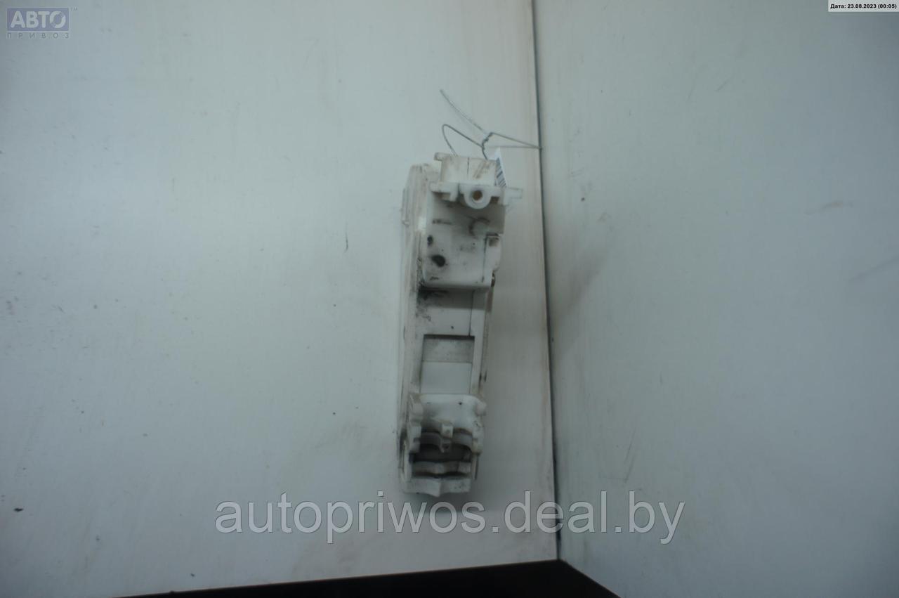 Активатор (привод) замка двери задней левой Ford Mondeo 1 (1993-1996) - фото 2 - id-p214099580