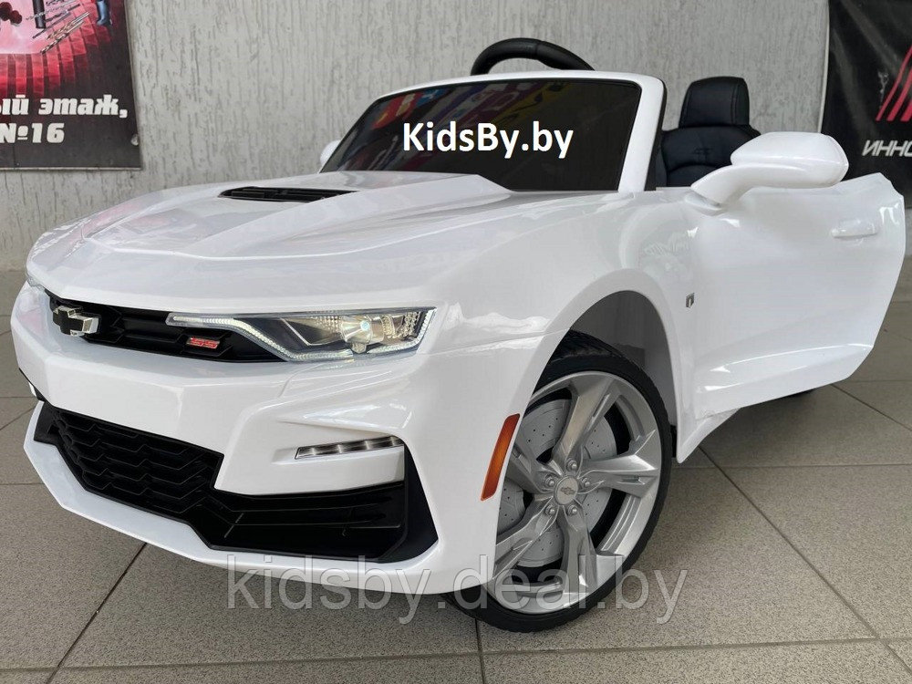 Детский электромобиль RiverToys Chevrolet Camaro 2SS HL558 (белый) Лицензия - фото 1 - id-p182812580