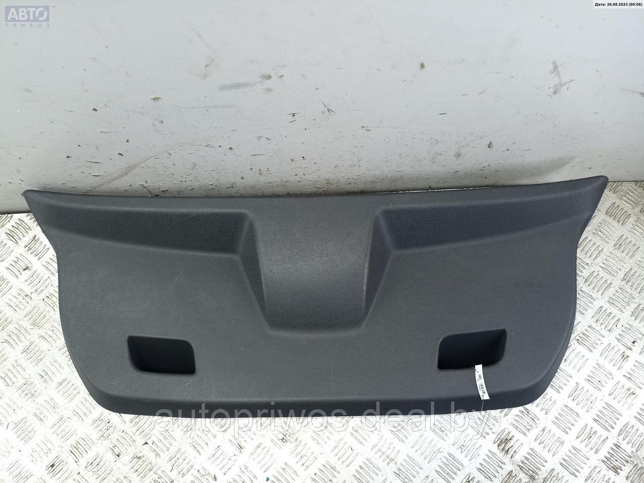 Обшивка крышки багажника Opel Corsa D - фото 1 - id-p214283257