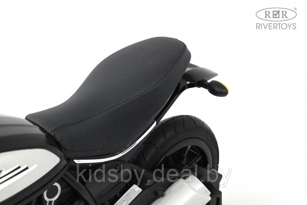 Детский электромотоцикл RiverToys Z111ZZ (черный) - фото 6 - id-p214394873