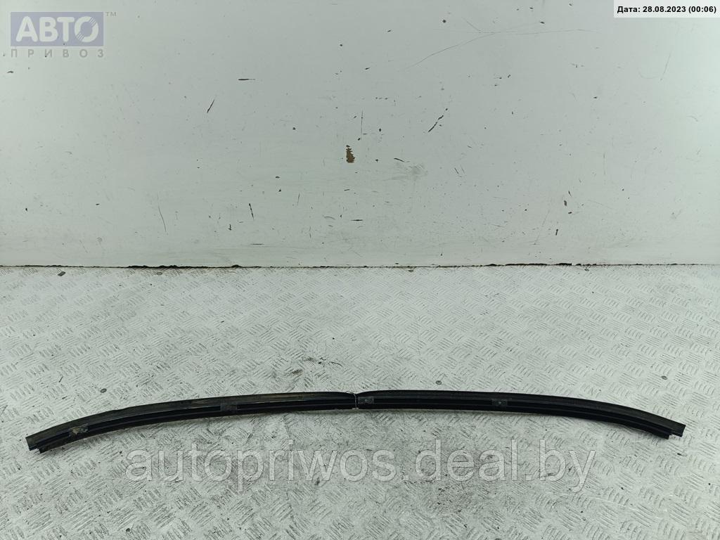 Молдинг крышки (двери) багажника Mercedes W202 (C) - фото 2 - id-p214403139