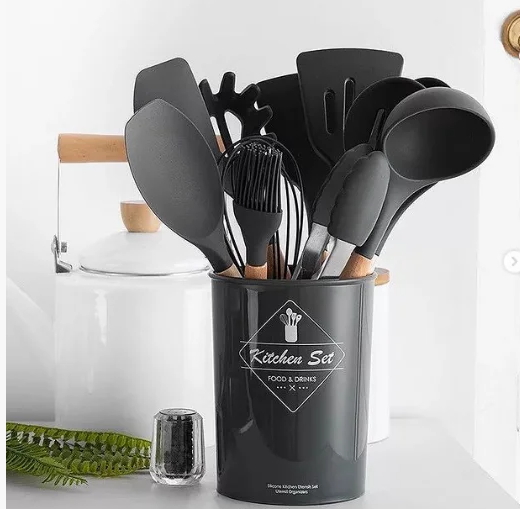 Набор силиконовых кухонных принадлежностей на подставке 12 предметов Kitchen Utensils - фото 1 - id-p214508084