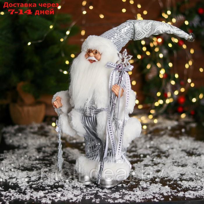 Дед Мороз "С ёлочкой и с посохом с бантиком" 33 см, серебро - фото 4 - id-p214518435