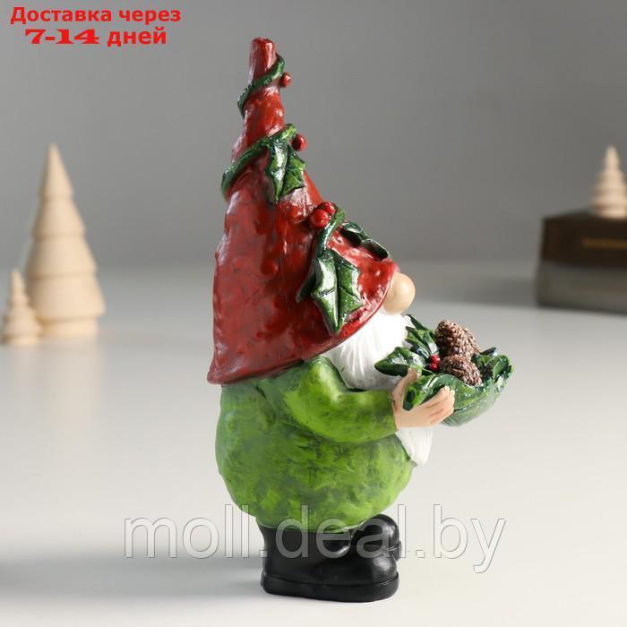 Сувенир полистоун "Дед Мороз в колпаке с ягодами, с шишками на листе" 9х9х18,8 см - фото 2 - id-p214518539