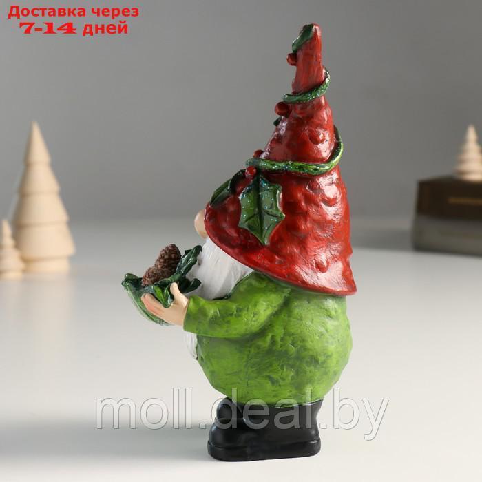 Сувенир полистоун "Дед Мороз в колпаке с ягодами, с шишками на листе" 9х9х18,8 см - фото 4 - id-p214518539