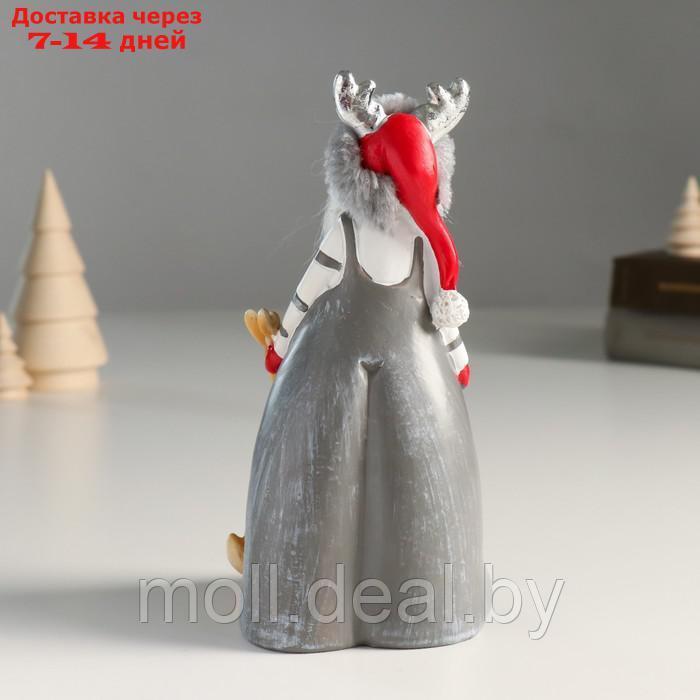 Сувенир полистоун "Дед Мороз в шапке с рожками и помощником оленем" 8,5х8х17 см - фото 3 - id-p214518556