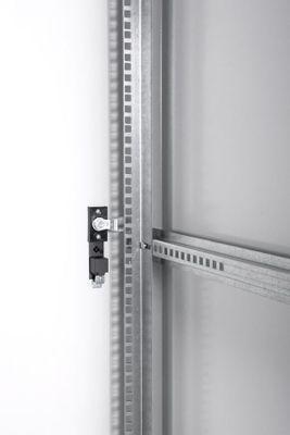 Шкаф коммутационный ЦМО ШТК-Э-24.6.8-13АА напольный, стеклянная передняя дверь, 24U, 600x1187x800 мм - фото 2 - id-p213131252