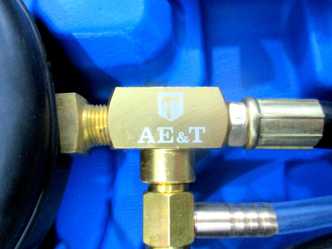 Тестер давления топлива многофункциональный 0-140PSI и 0-10атм TA-G1013 AE&T - фото 8 - id-p193840918