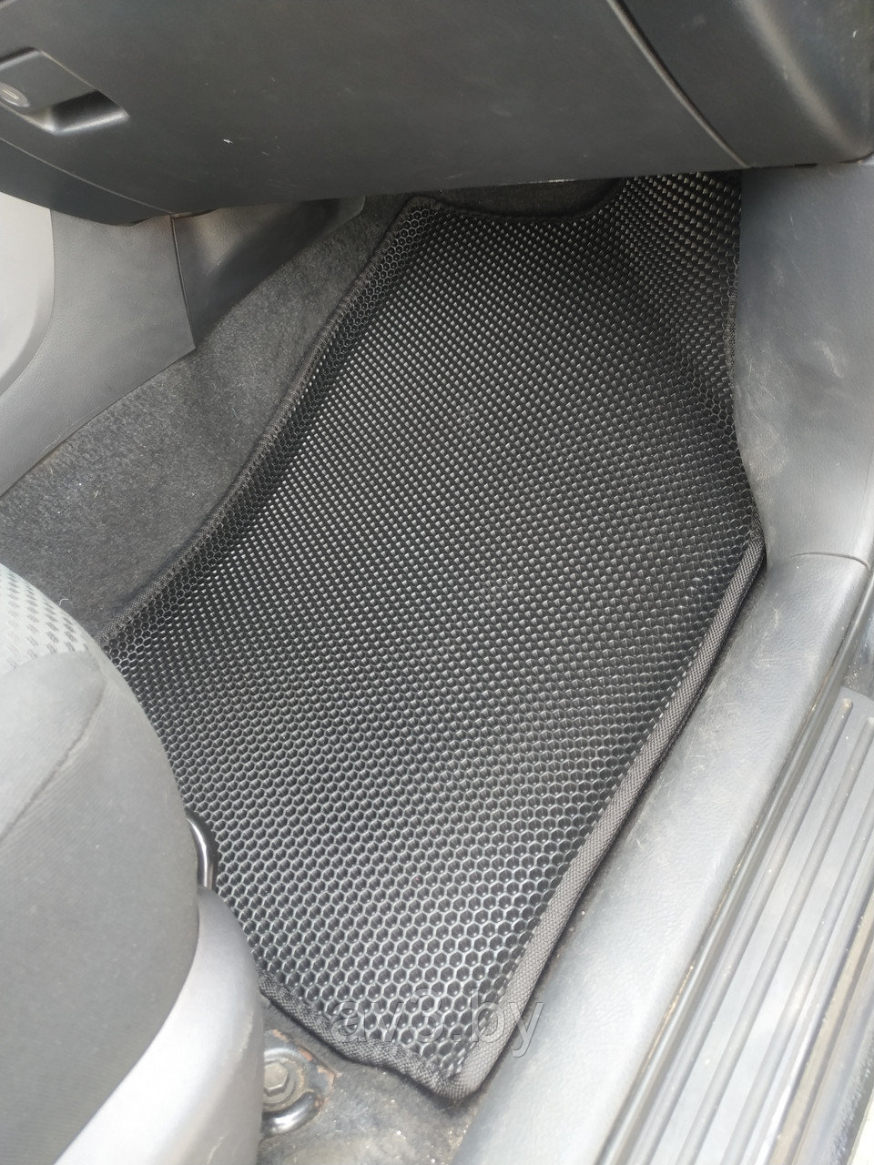 Коврики в салон EVA Toyota RAV4 2006-2013гг. (3D) / Тойота Рав 4 - фото 3 - id-p214694417