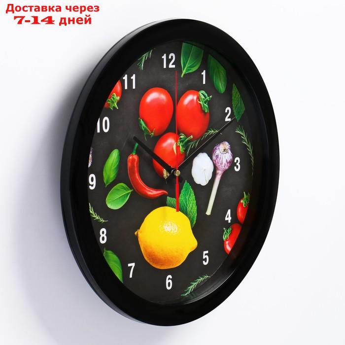 Часы настенные, серия: Кухня "Овощи на черном фоне" обод чёрный, 28х28 - фото 2 - id-p214727456