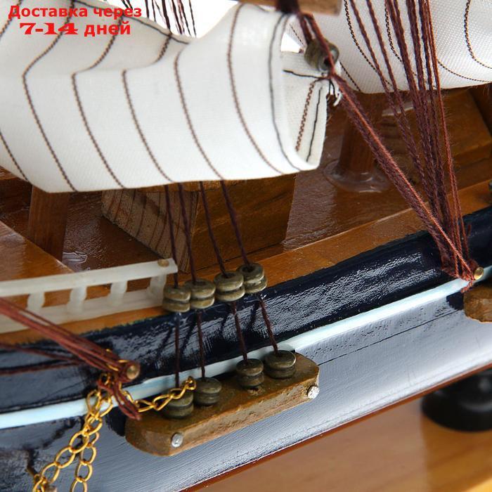 Корабль сувенирный средний "Фугас", борта тёмные с белой полосой, 45х50х9 см, микс - фото 9 - id-p214716875