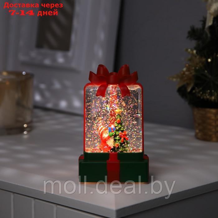Светодиодная фигура "Гном с подарком" 7.5 × 12.5 × 4.9 см, пластик, батарейки АААх2 (не в комплекте), свечение - фото 1 - id-p214900301