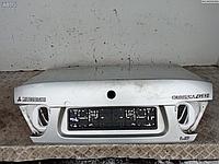 Крышка багажника (дверь задняя) Mitsubishi Carisma