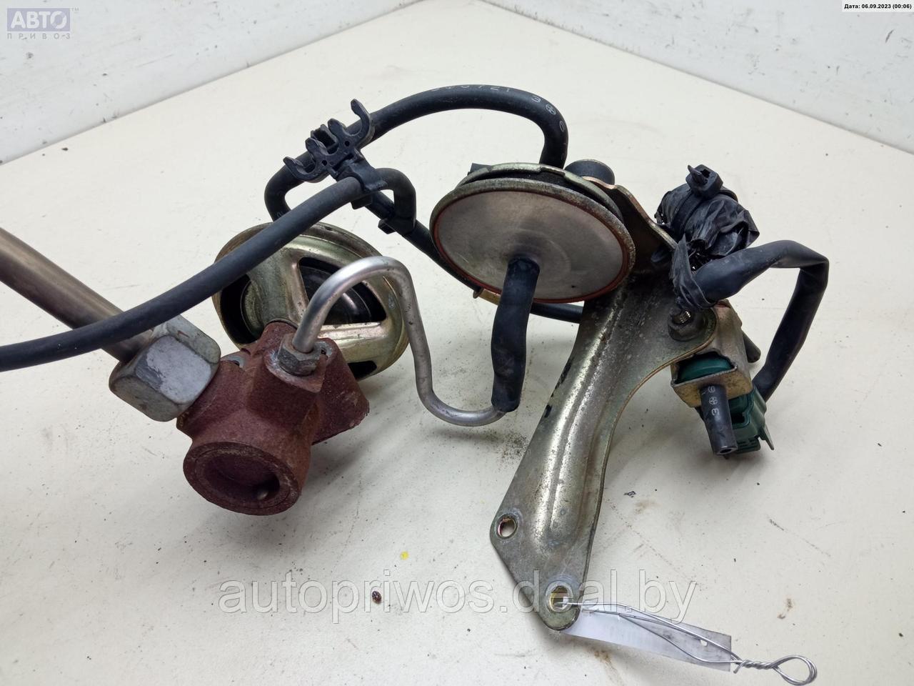 Клапан EGR (рециркуляции выхлопных газов) Nissan Almera N15 (1995-2000) - фото 3 - id-p214937540