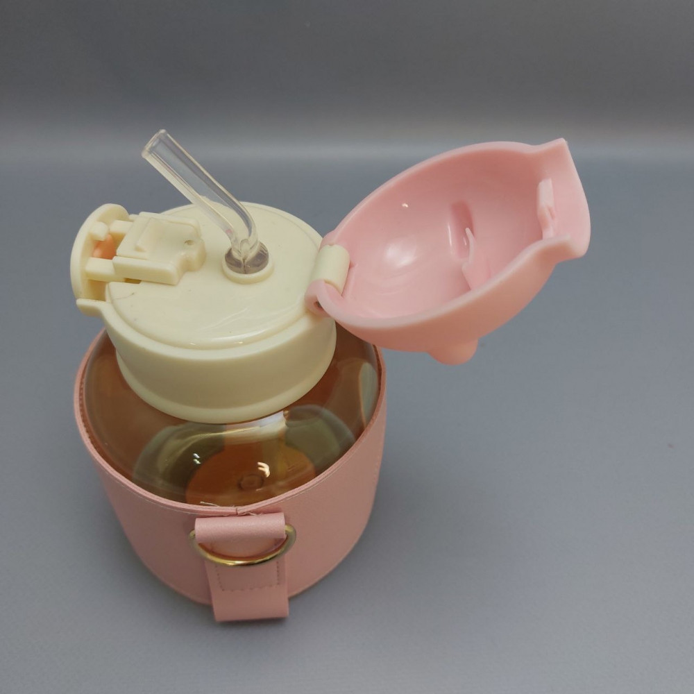 Бутылка Мишка в чехле с клапаном, трубочкой и ремешком 550 мл. / Наклейки в подарок Розовая - фото 9 - id-p215122425