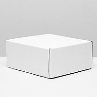 Коробка самосборная без окна 19 х 19 х 9 см белая