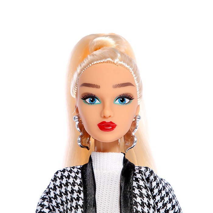 Кукла-модель шарнирная «Ксения. Студия моды», с комплектом одежды - фото 6 - id-p215138021