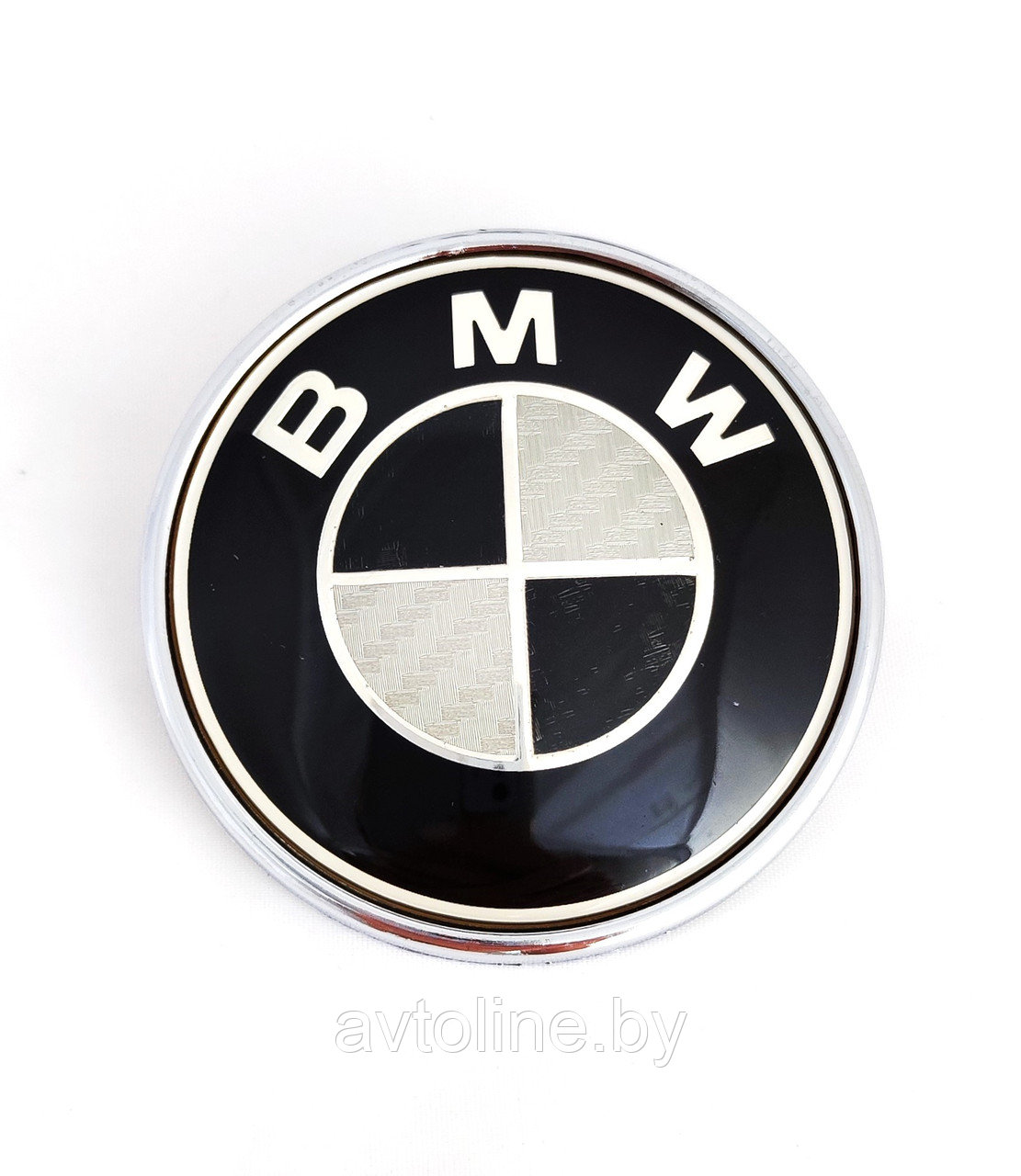 Эмблема BMW 74 мм черно-белая/карбон (копия) 51148132375-74 BKW/C - фото 1 - id-p132566420