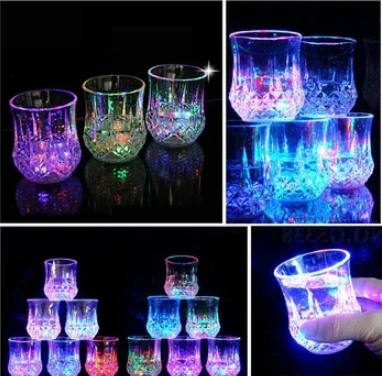 Светящийся стакан с цветной Led подсветкой дна COLOR CUP 1 шт - фото 8 - id-p215455718