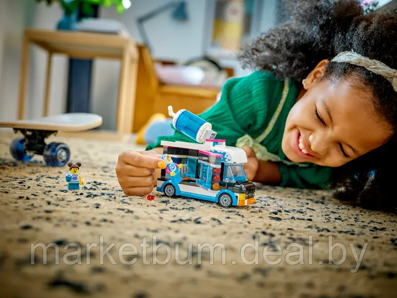 Конструктор LEGO City 60384, Фургон для шейков Пингвин - фото 9 - id-p215522311
