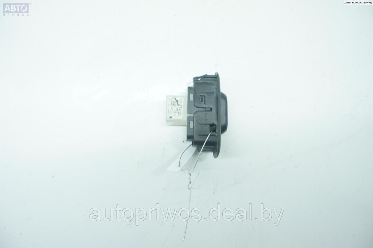 Кнопка стеклоподъемника заднего правого Ford Maverick (2000-2007) - фото 2 - id-p215588164