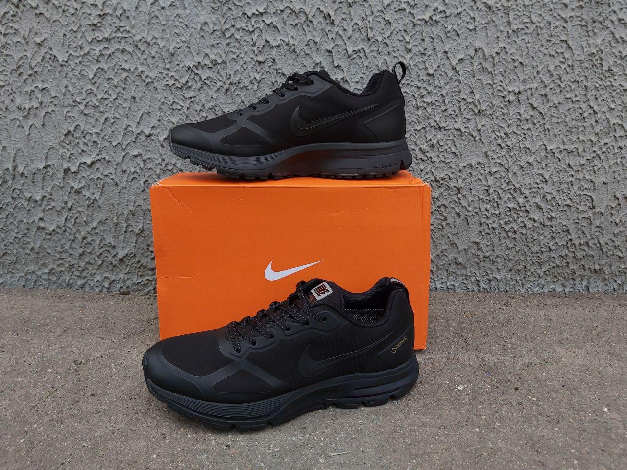 Мужские зимние термо кроссовки Nike Air Relentless 26 Mid Gore-tex черные 45 - фото 1 - id-p215595481