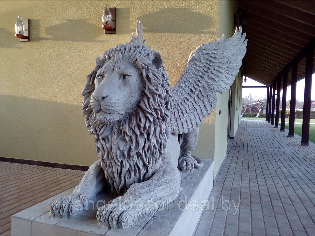 Скульптура мистический Лев