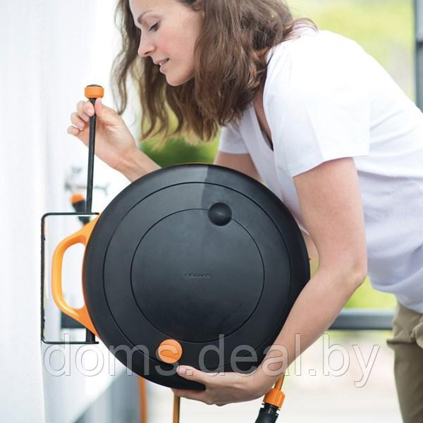 Настенное крепление катушки для шланга FISKARS (1020448) FISKARS крепление-01 - фото 3 - id-p215599721