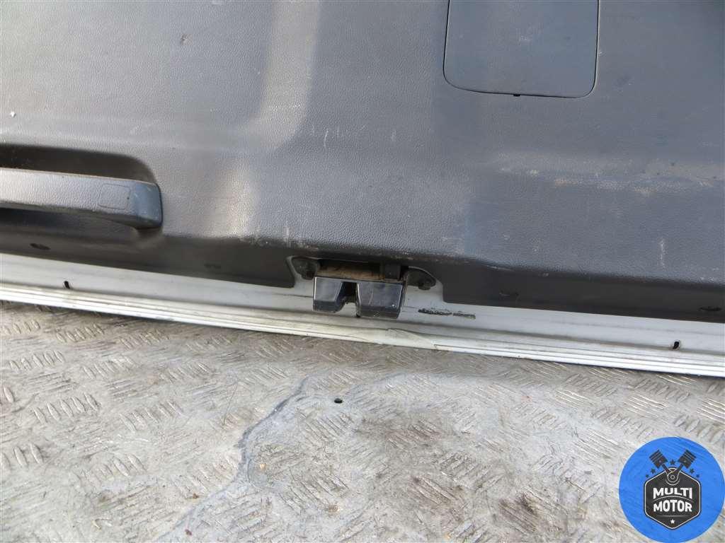 Кнопка открытия багажника CHEVROLET CAPTIVA (2006-2013) 2.0 D Z 20 S - 150 Лс 2011 г. - фото 9 - id-p215603450