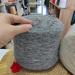 Pecci Filati Charleston 85%вспушенный меринос экстрафайн, 13%нейлон, 2%эластан, 450м 100г цвет серый