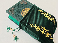 Коран 4 в 1. Кулиев (подарочная кожаная книга в мешочке)