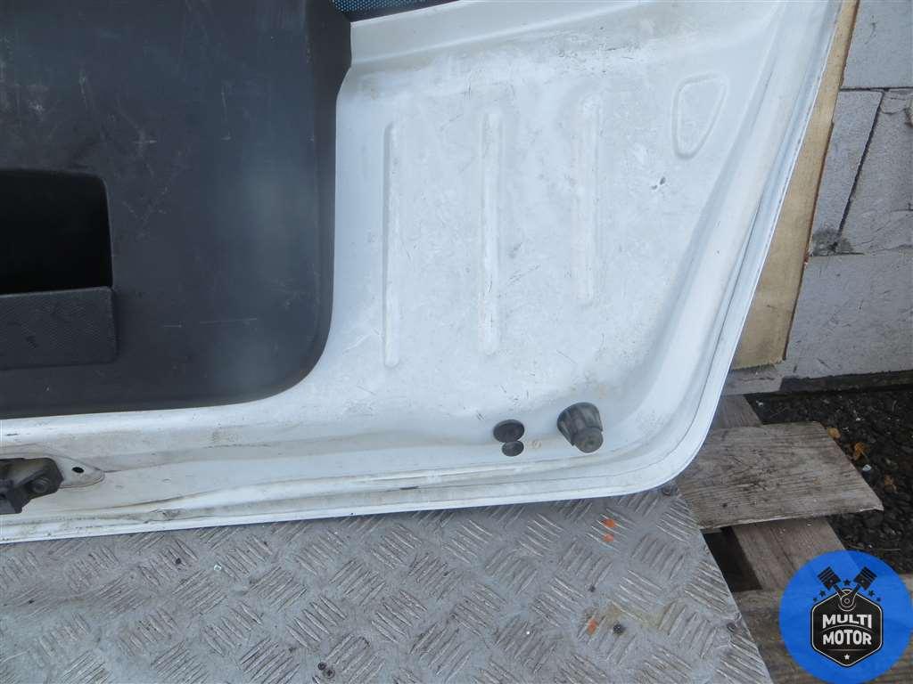 Крышка багажника (дверь 3-5) RENAULT SANDERO I (2007-2013) 1.6 i - 102 Лс 2011 г. - фото 5 - id-p215636266